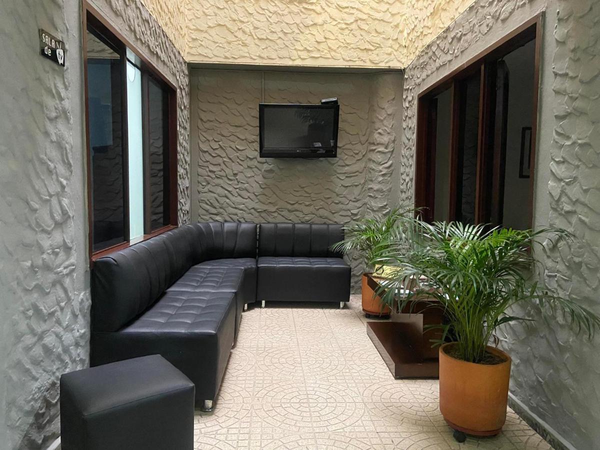Hotel Caldas Plaza Bagian luar foto